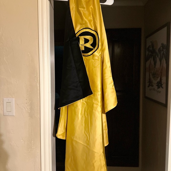 Yellow Satin Robe with Black Logo - Picture 5 of 6